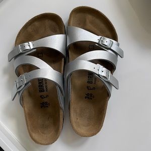 Birkenstock Salina Slide